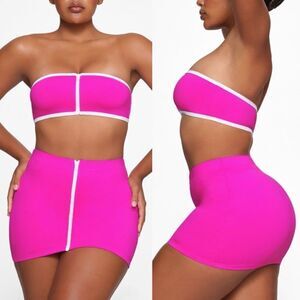 NWT SKIMS Sporty Zipper Swim Hybiscus Hot Pink Mini Swim Skirt
